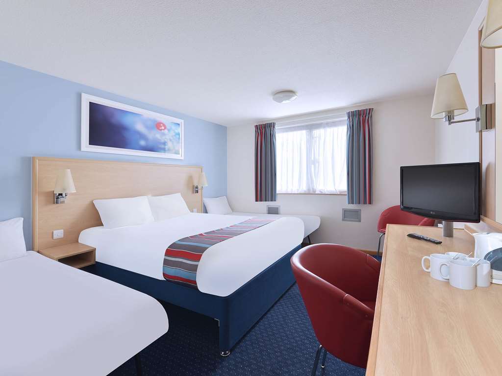 Travelodge Reading Whitley Pokój zdjęcie